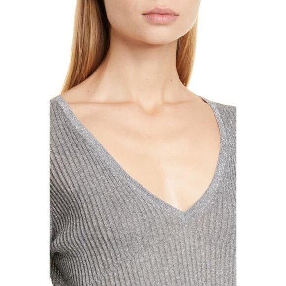 💕VERONICA BEARD💕 Esmerelda V-neck Pullover Grey - Picture 9 of 16
